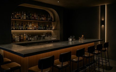 Async: A Futuristic Cocktail Journey Through the Flavors of China