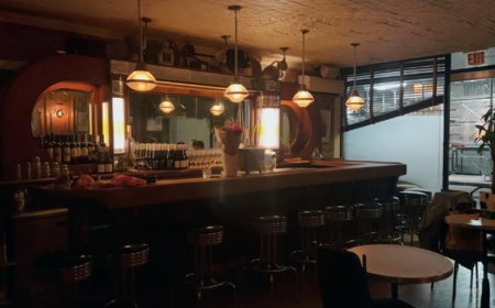 BAR V: A Cozy West Village Hideaway Where Classic Cocktails Meet Modern Small Plates